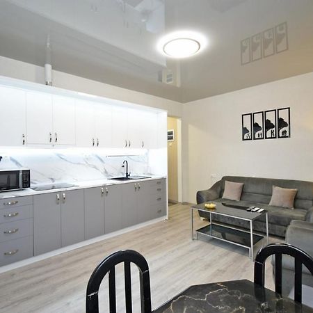 Красивая Квартира На Комитас 55 Jerevan Exteriér fotografie